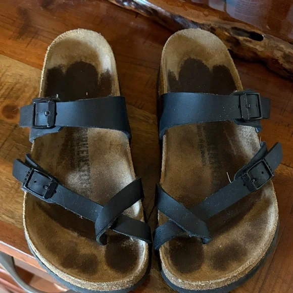 Black Birkenstock Mayari Sandals - Picture 2 of 6